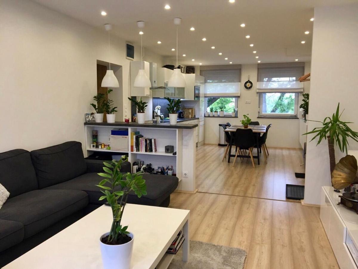 Szentalom Apartman Debrecín Exteriér fotografie
