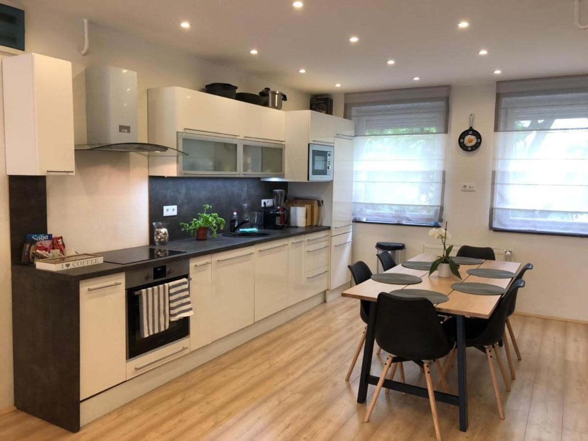 Szentalom Apartman Debrecín Exteriér fotografie